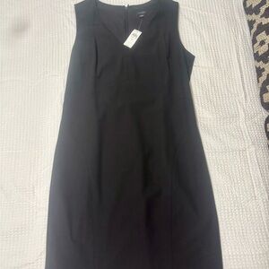 Ann Taylor sleeveless v neck sheath dress, size 12, BNWT